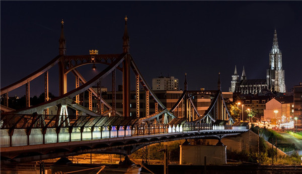 城市亮化工程夜景实拍图2